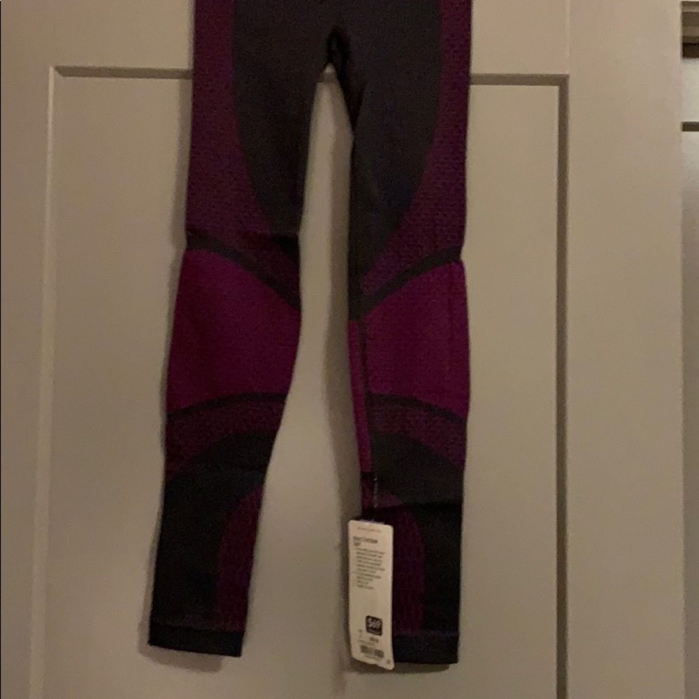 Lululemon size 4 About that Base Tight (NWT)